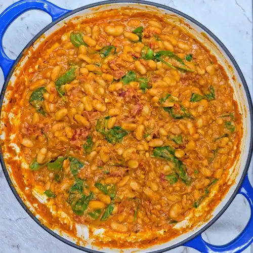  Add a squeeze of lemon juice and baby spinach leaves, stir though until leaves have wilted. 